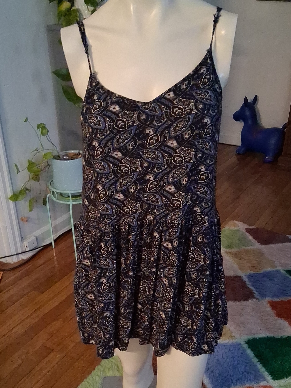 American Eagle Outfitters Navy and Cream Paisley Spaghetti-Strap Tunic